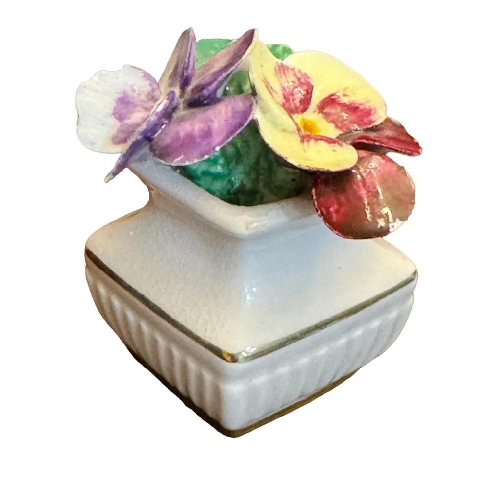 Vintage Radnor Bone China England Flower Basket Bouquet